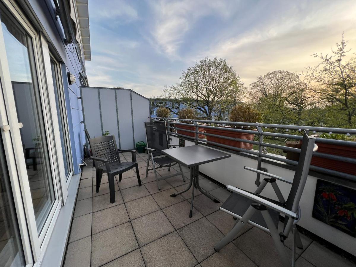 Maisonette Penthouse Fuer 8 Personen By Rabe - Free Netflix & Kostenloser Parkplatz & Grosse Terrasse Karlsruhe Exteriör bild