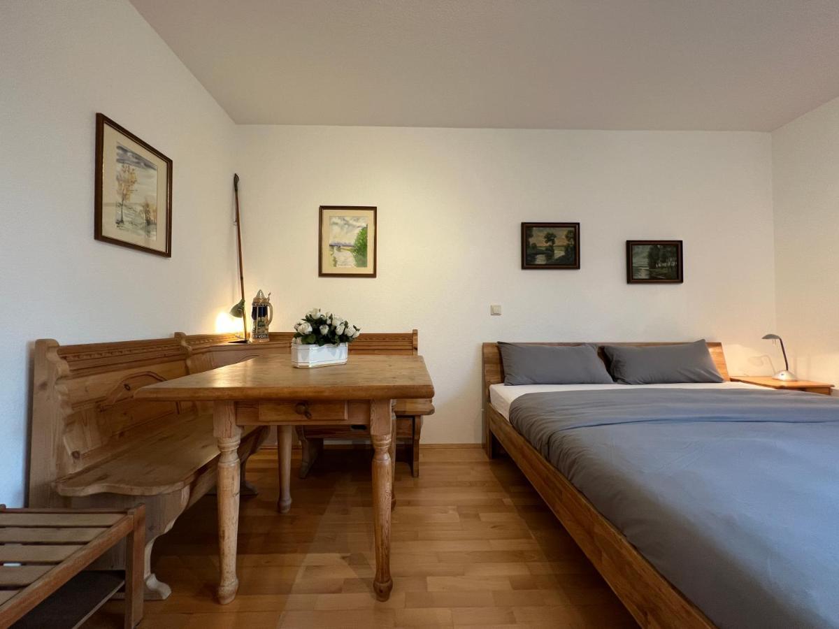 Maisonette Penthouse Fuer 8 Personen By Rabe - Free Netflix & Kostenloser Parkplatz & Grosse Terrasse Karlsruhe Exteriör bild